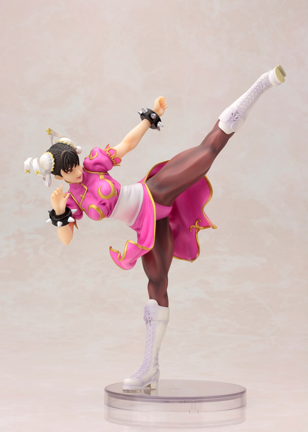 Kotobukiya-Chun-Li-Pink-Costume-03