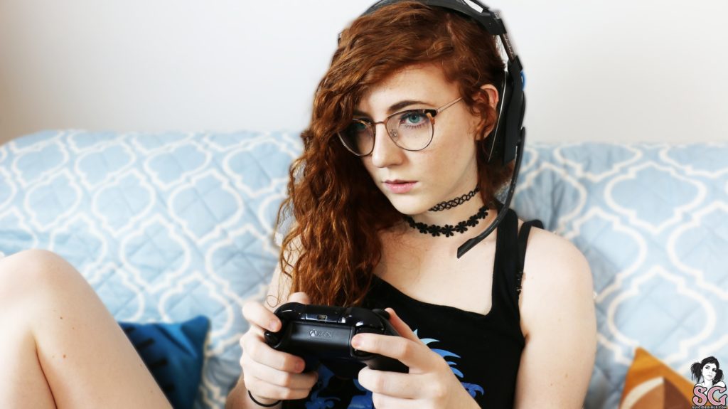 gamer-girl-gaming