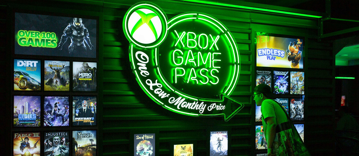 is xbox game pass streaming or download